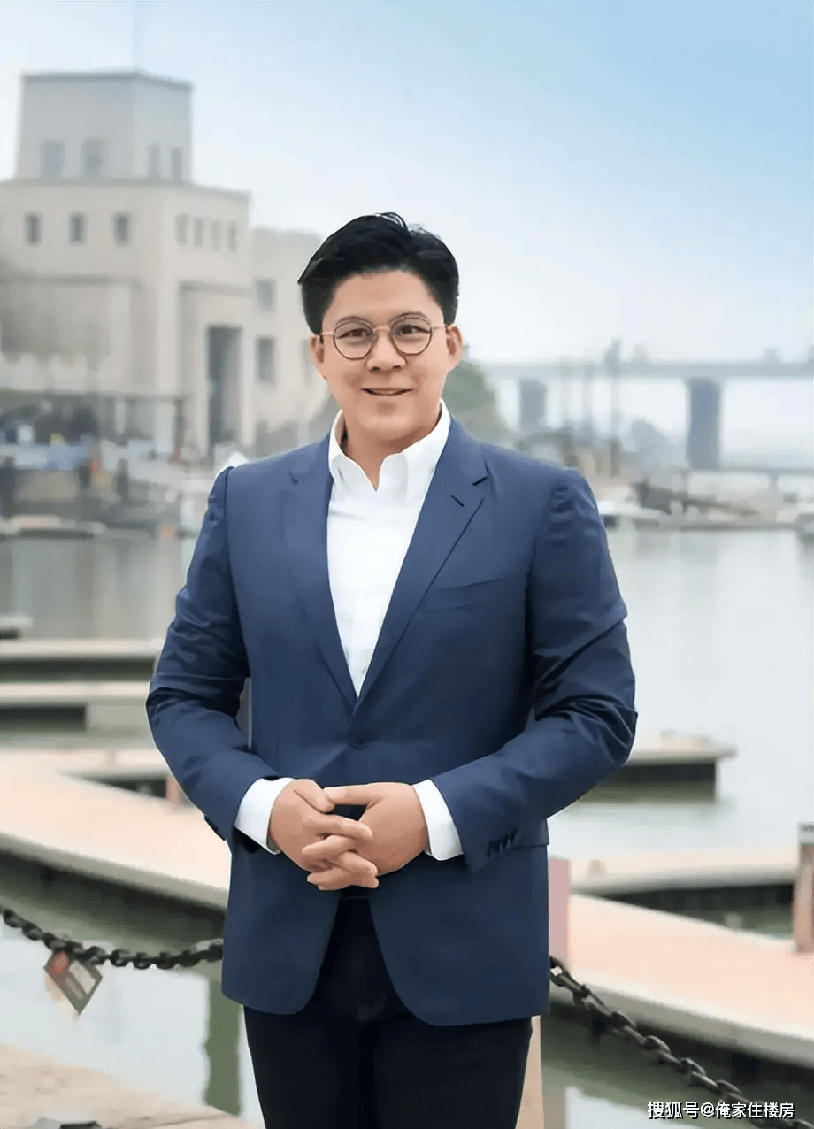 原創霍啟剛公佈詳細房產清單，遠超規定的透明度！