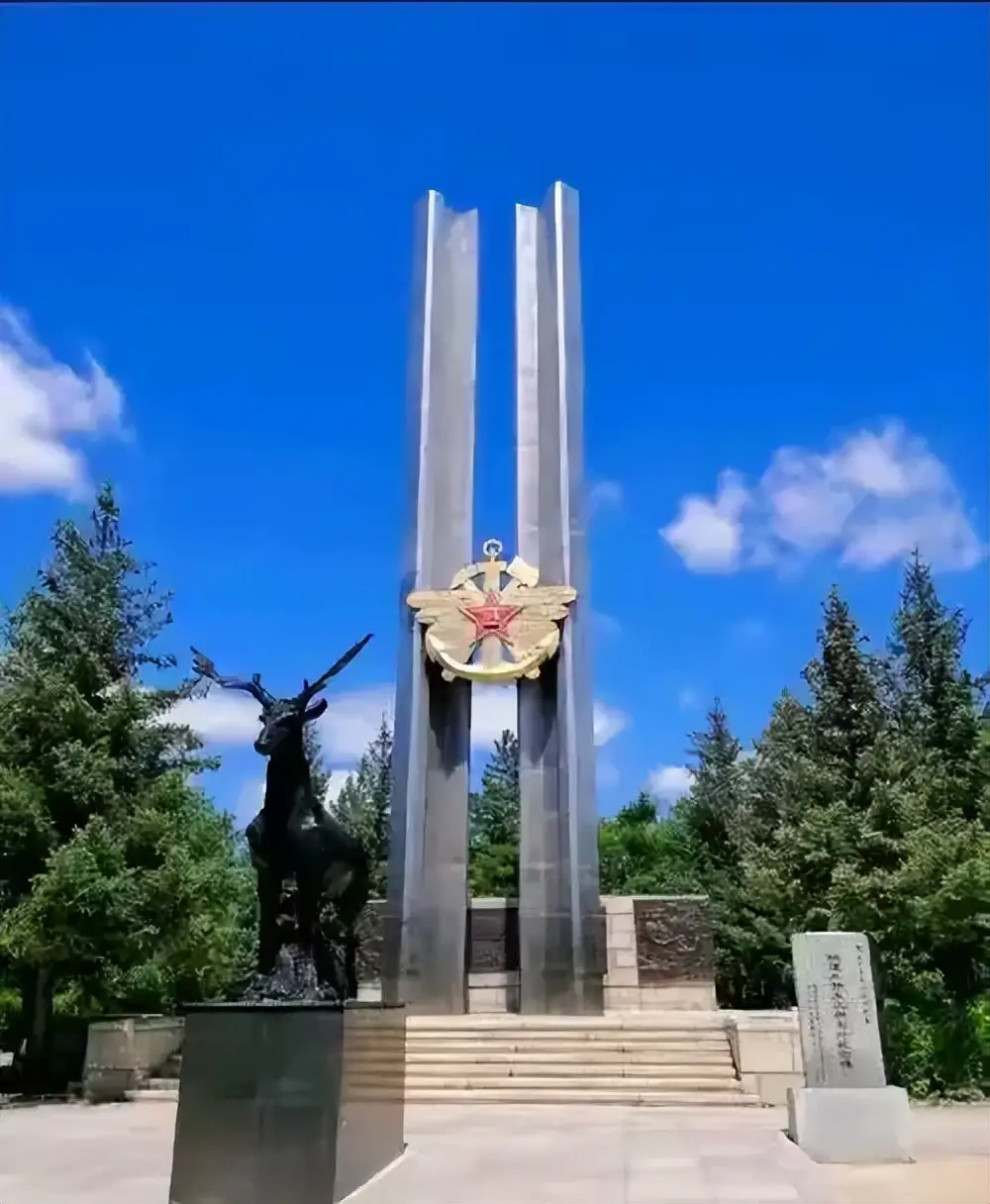 原創在祖國版圖上雕刻鋼鐵動脈