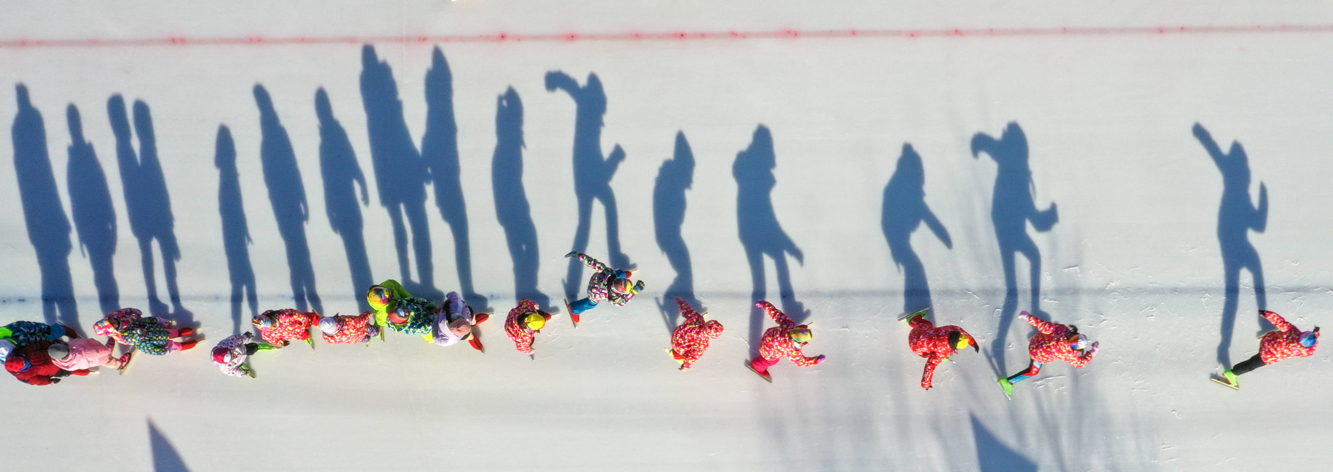 小學教師齊兵和她的“紅色騎兵”速滑隊