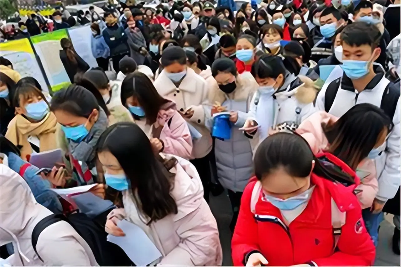 原創考研政治免考專業全解析：五大類方向與報考策略指南