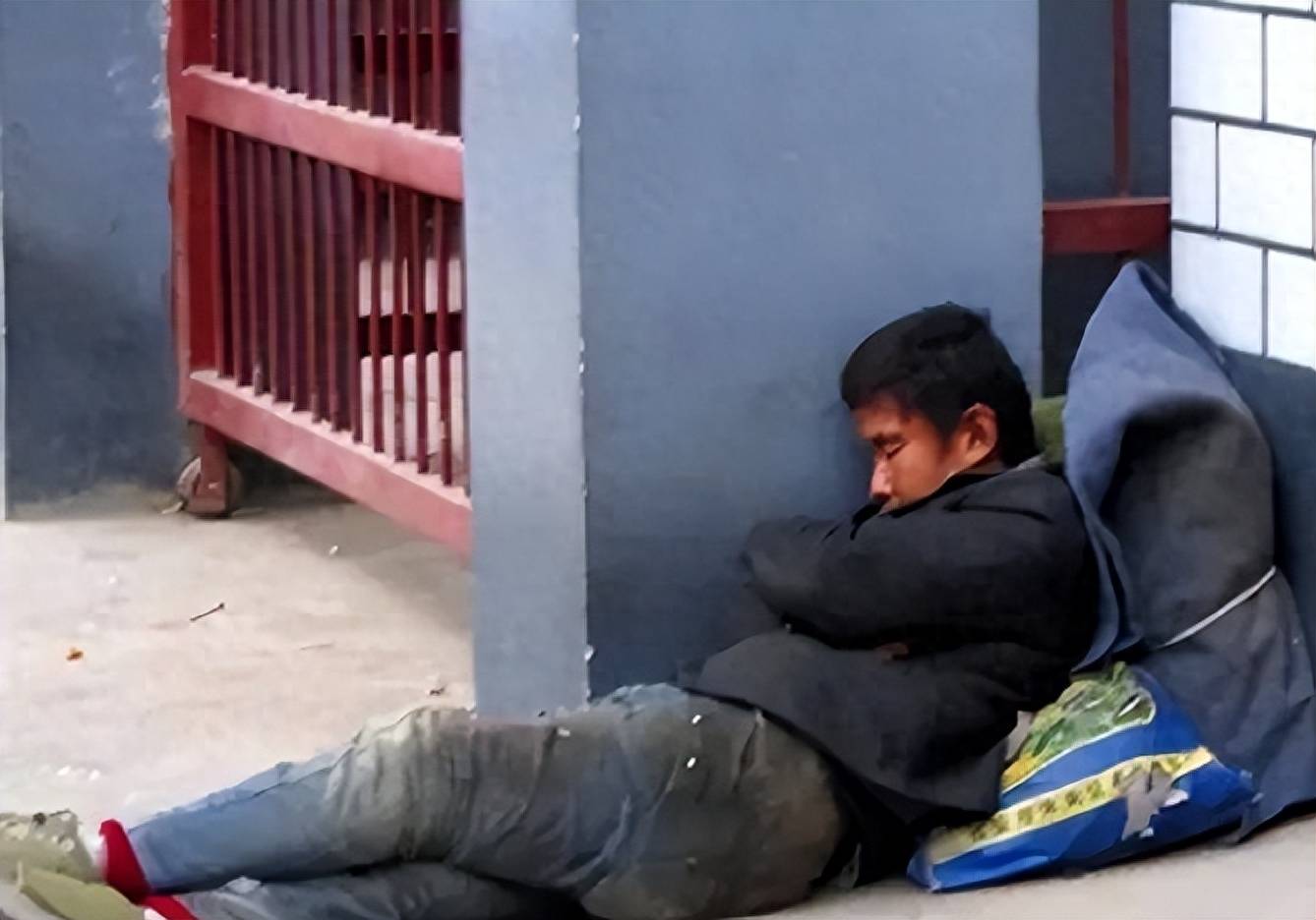 原創“985高材生”曹陽：赴德留學，回國卻流浪街頭14年！他經歷了啥