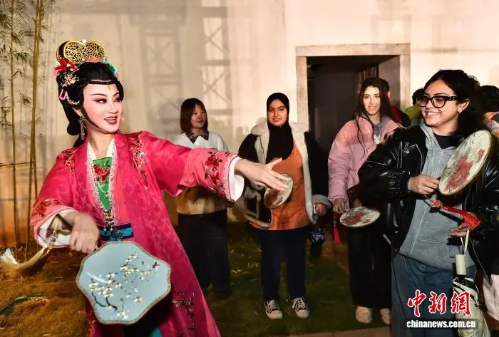 福州：留學生感受中國傳統文化魅力