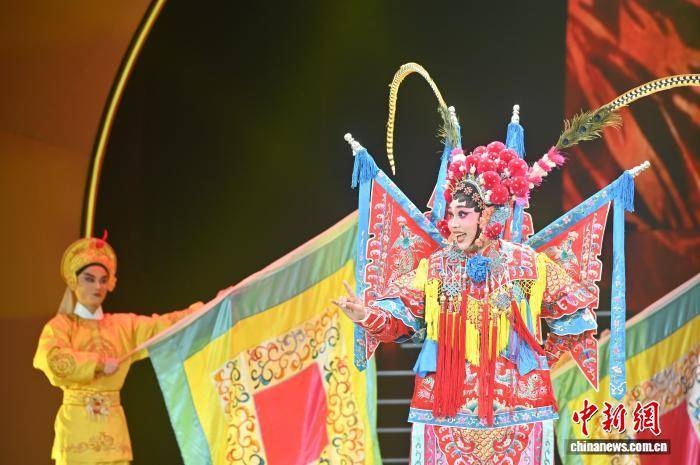 “灣區有戲”2026新年戲劇盛會在穗上演