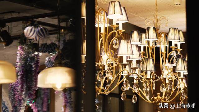 石庫門裡，竟然有正宗美式煙火氣？！｜環球美食在黃浦