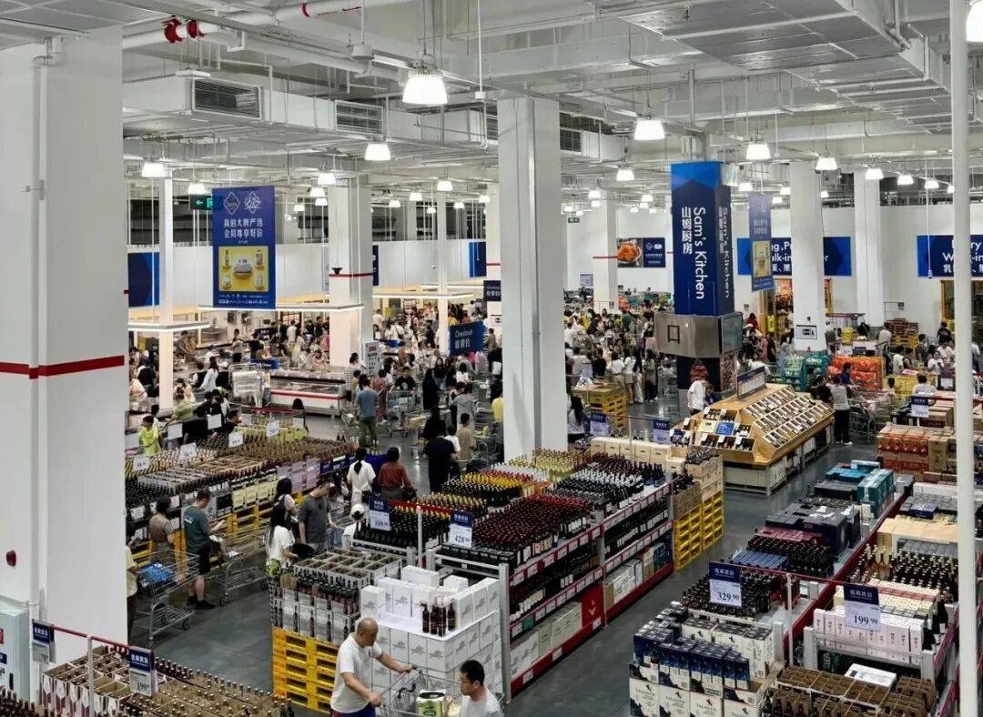 2026年貨貨架爭奪戰：山姆、盒馬們正在重整零食區