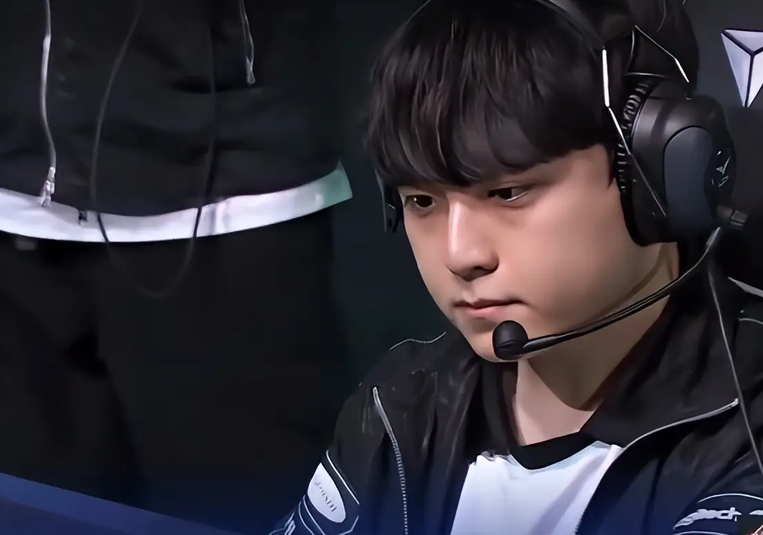 原創T1又開始了，Oner黑科技螳螂輸給DK，Faker微表情讓人尋味