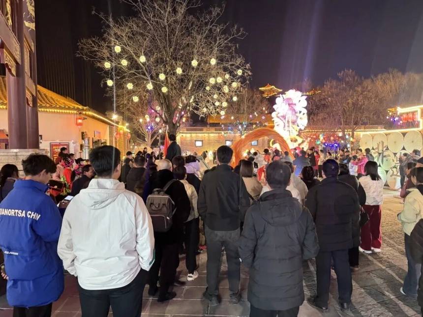 非遺花燈・膠香迎春——東阿中醫藥文化旅遊區春節活動引爆熱潮