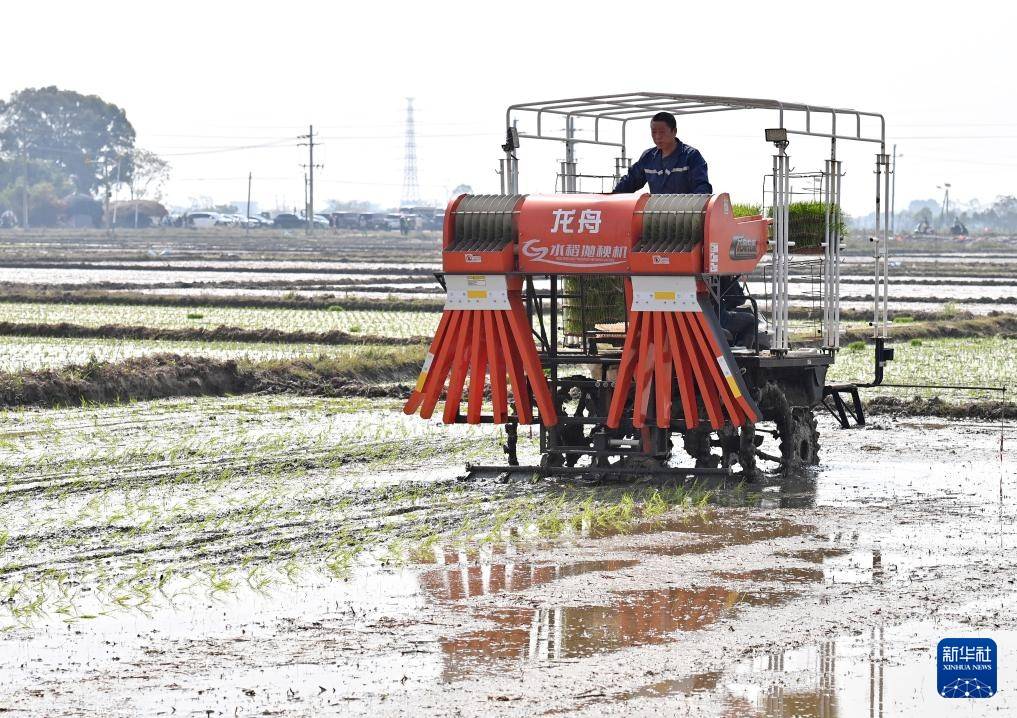 春耕“科技範”