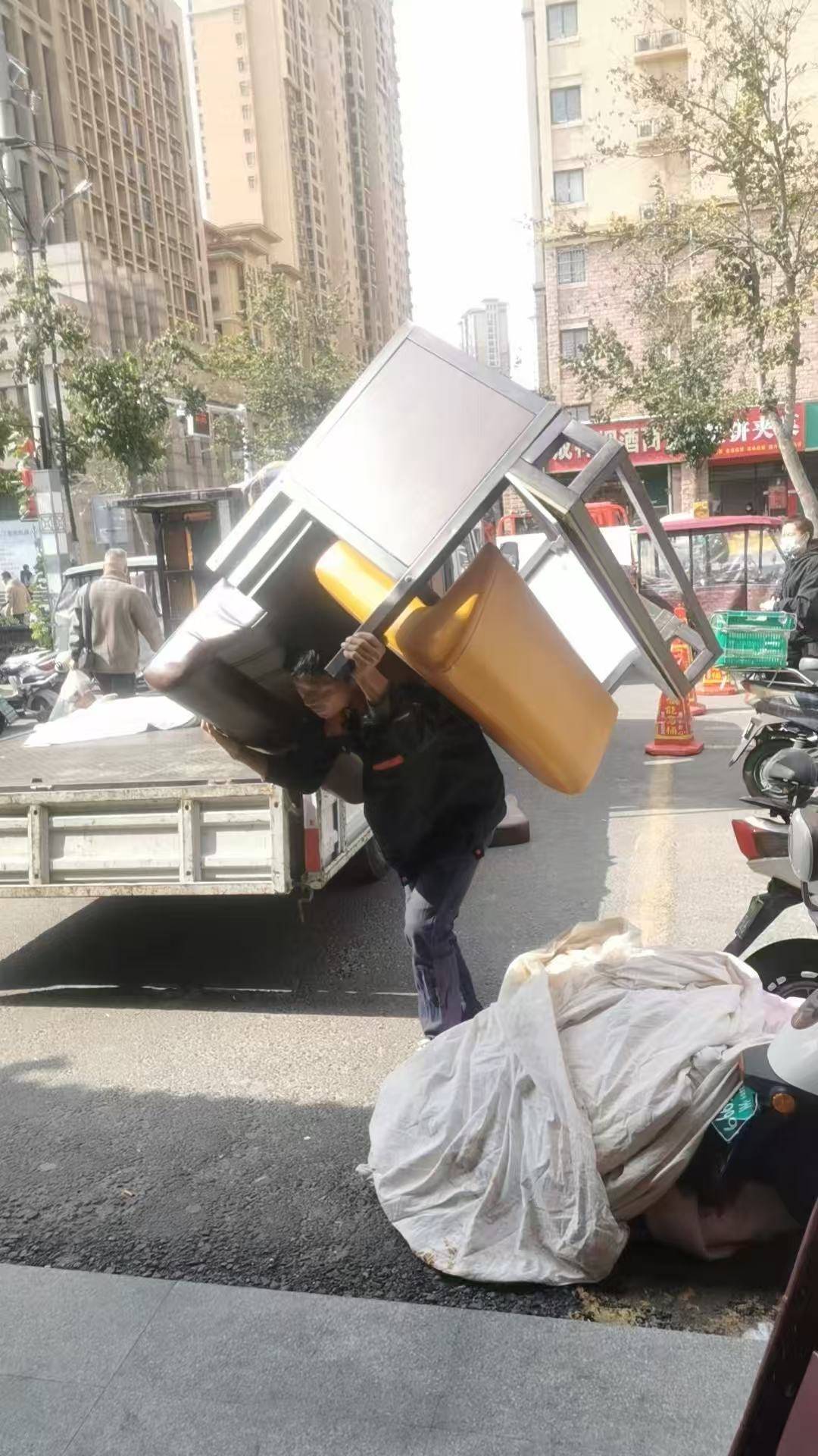 鄭州居民搬家公司推薦：綠之城搬家靠譜又省心