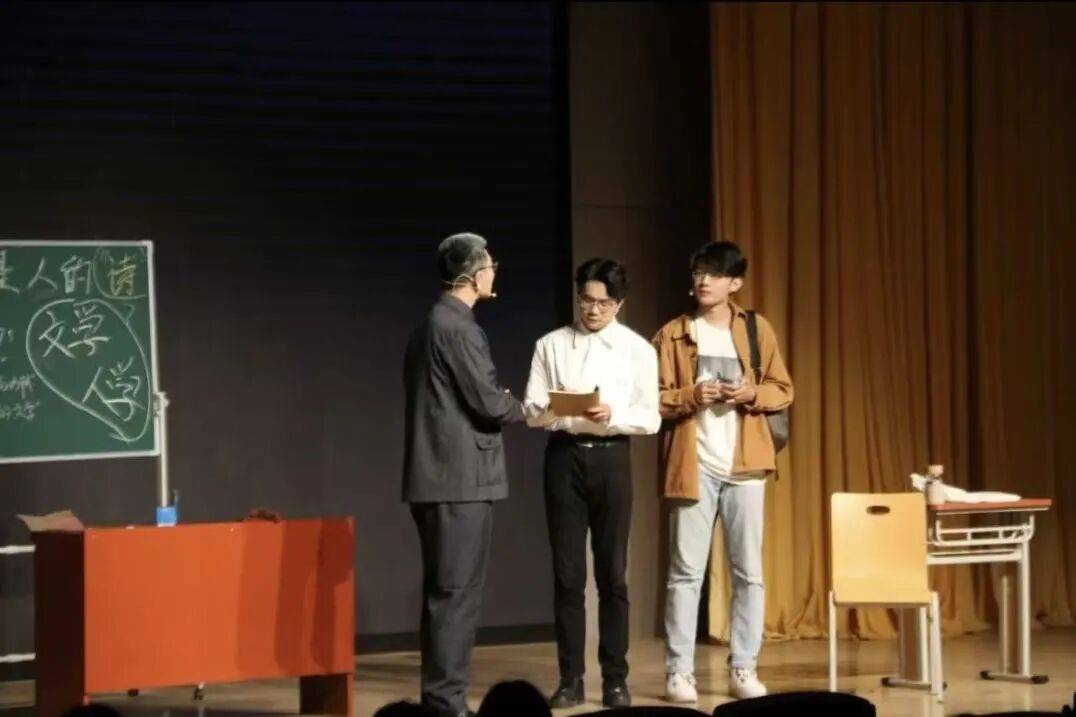 梧桐青年戲劇節 | 青年共創，點燃戲劇燭火——主創團隊招募通道開啟！