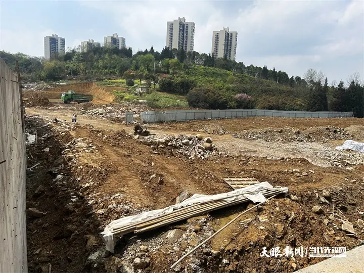 【天眼調查】貴陽一樓盤承諾的小學“消失”？住戶質疑教育配套成“空頭支票”