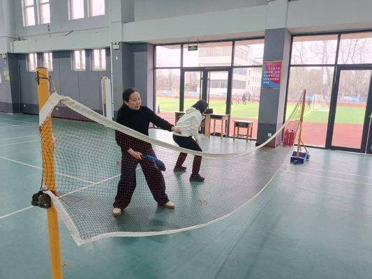 淄博市博山區四十畝地小學開展教職工匹克球比賽