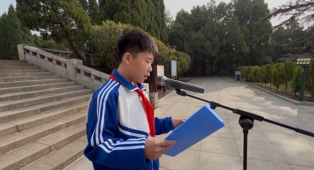 原創清明祭英烈 薪火永相傳——濟南市萊蕪第一中學初中部（濟南市魯礦中學）赴萊蕪戰役紀念館開展祭掃活動