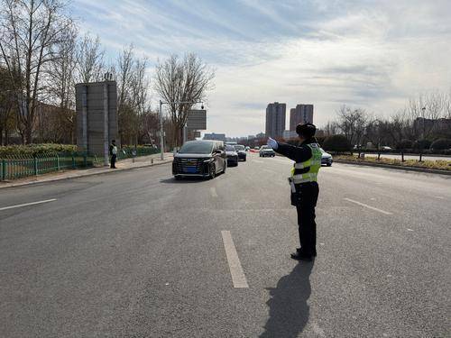 清明祭掃、踏青如何避堵？這個出行提示可提前收藏