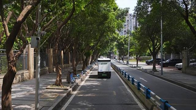 新石器向中國郵政批次交付無人車 深化“郵運通”鄉村智慧物流佈局