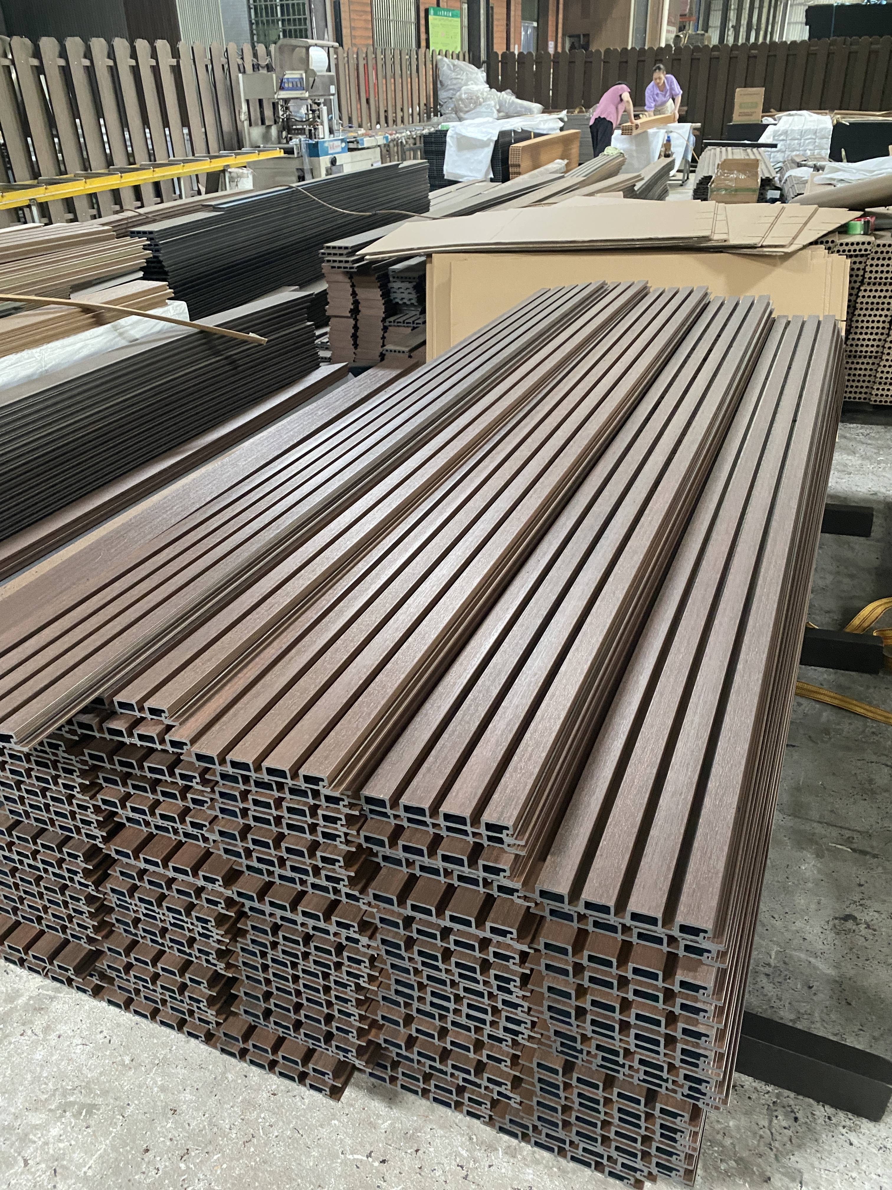 歸納塑木地板優質廠家，室內塑木地板怎麼收費