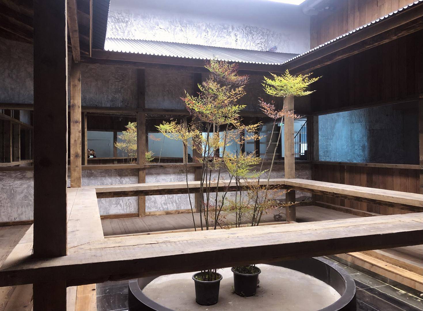 成都木木美術館重開新展丨“拾星記”呈現晚晚與林瀚的收藏