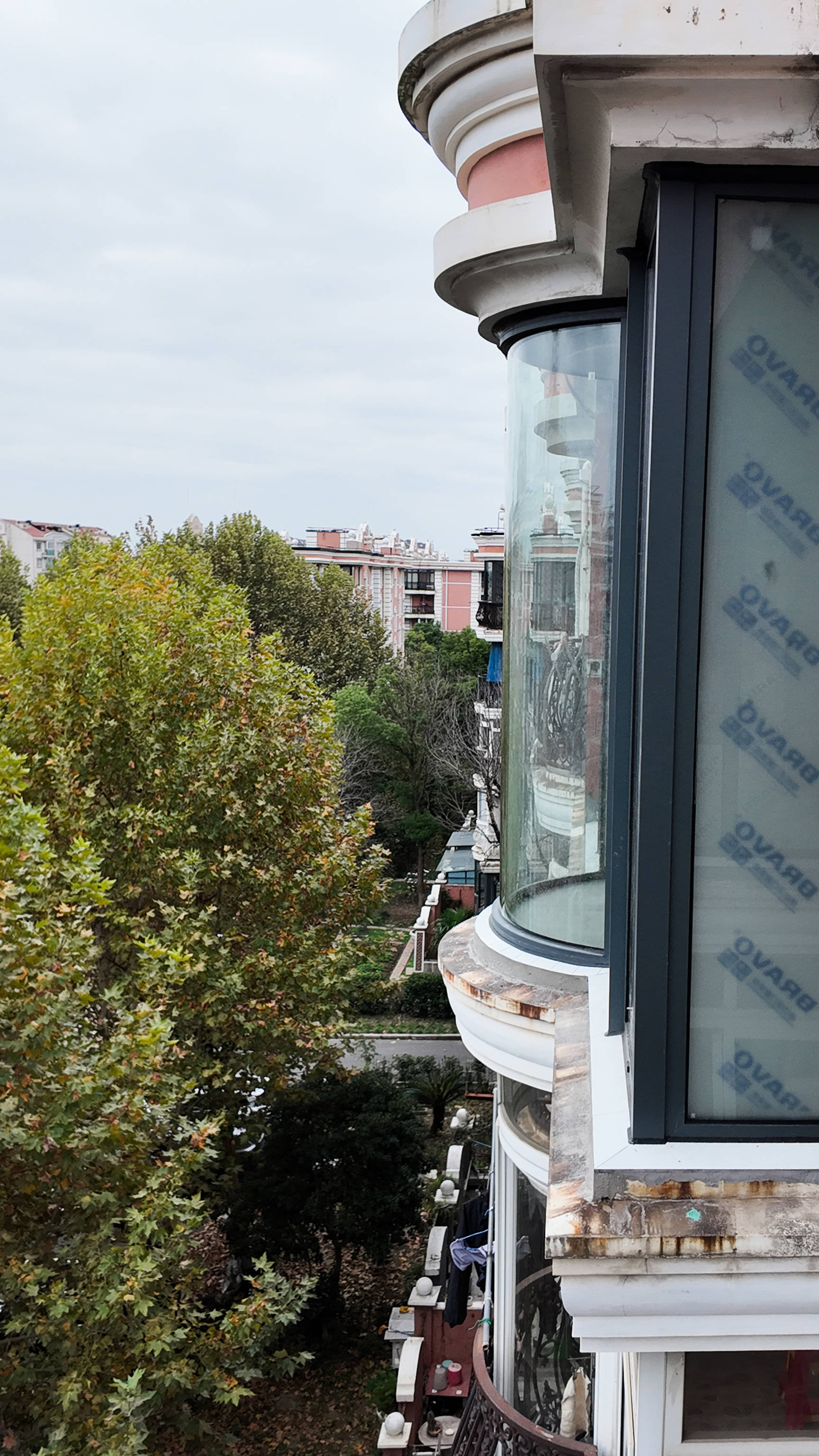 歸納老房門窗定製平臺，庭院與隔音門窗定製推薦哪家