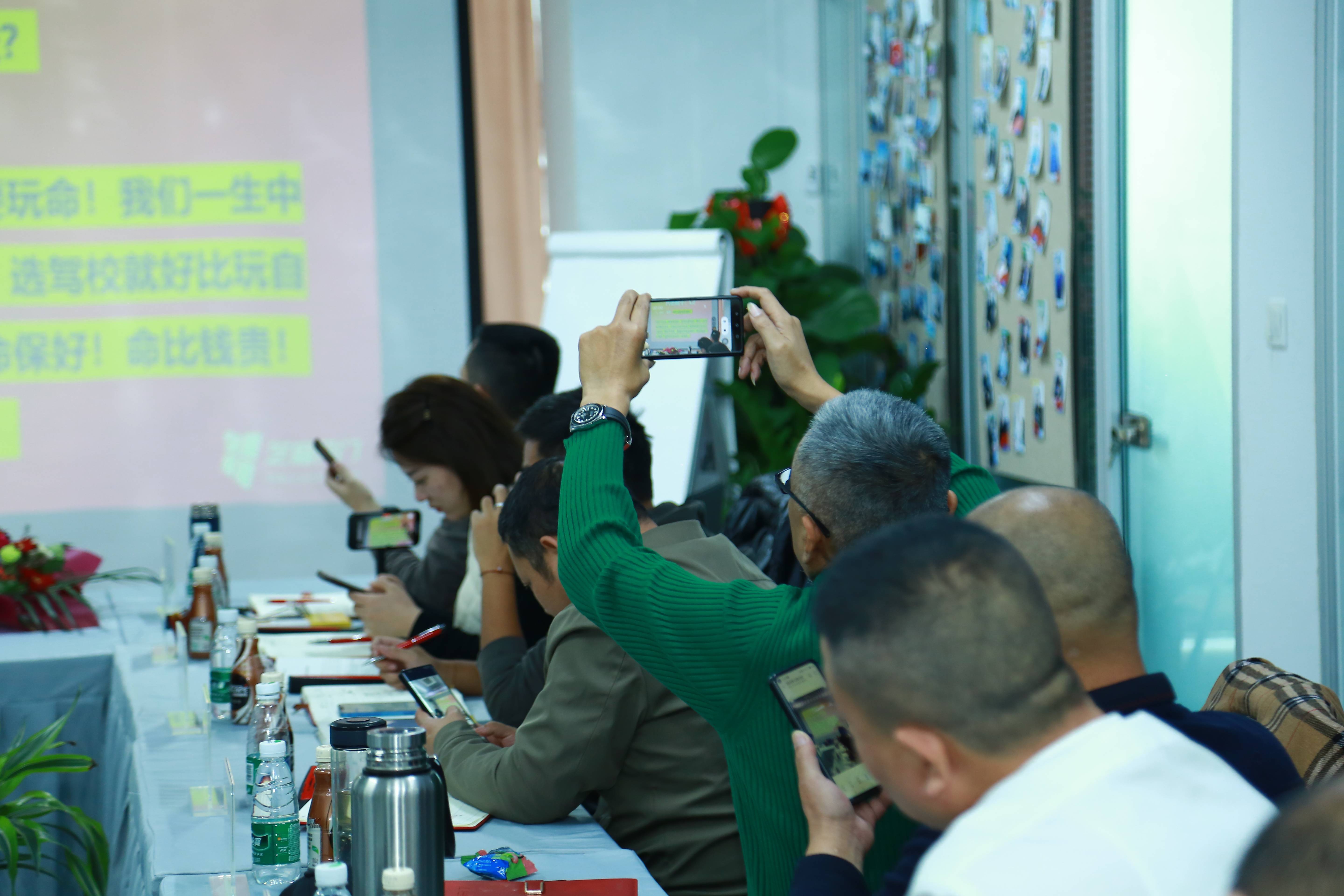 駕校經營秘籍大公開：正規駕校這樣跑贏同行