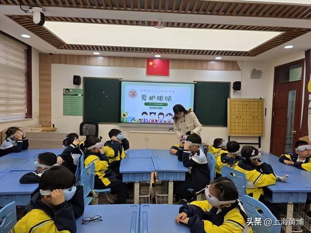 課間15分鐘，這所小學裡的學生在玩些啥？