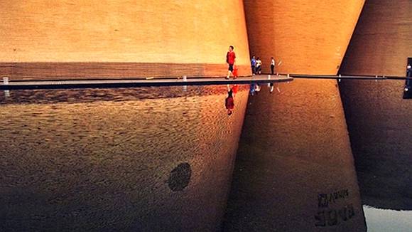 王石回應“被抓”傳聞：一切安好 造謠者交給法律