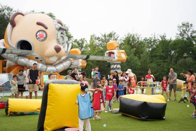 賞花親水、美食購物！跑完副馬，慢享春日好時光