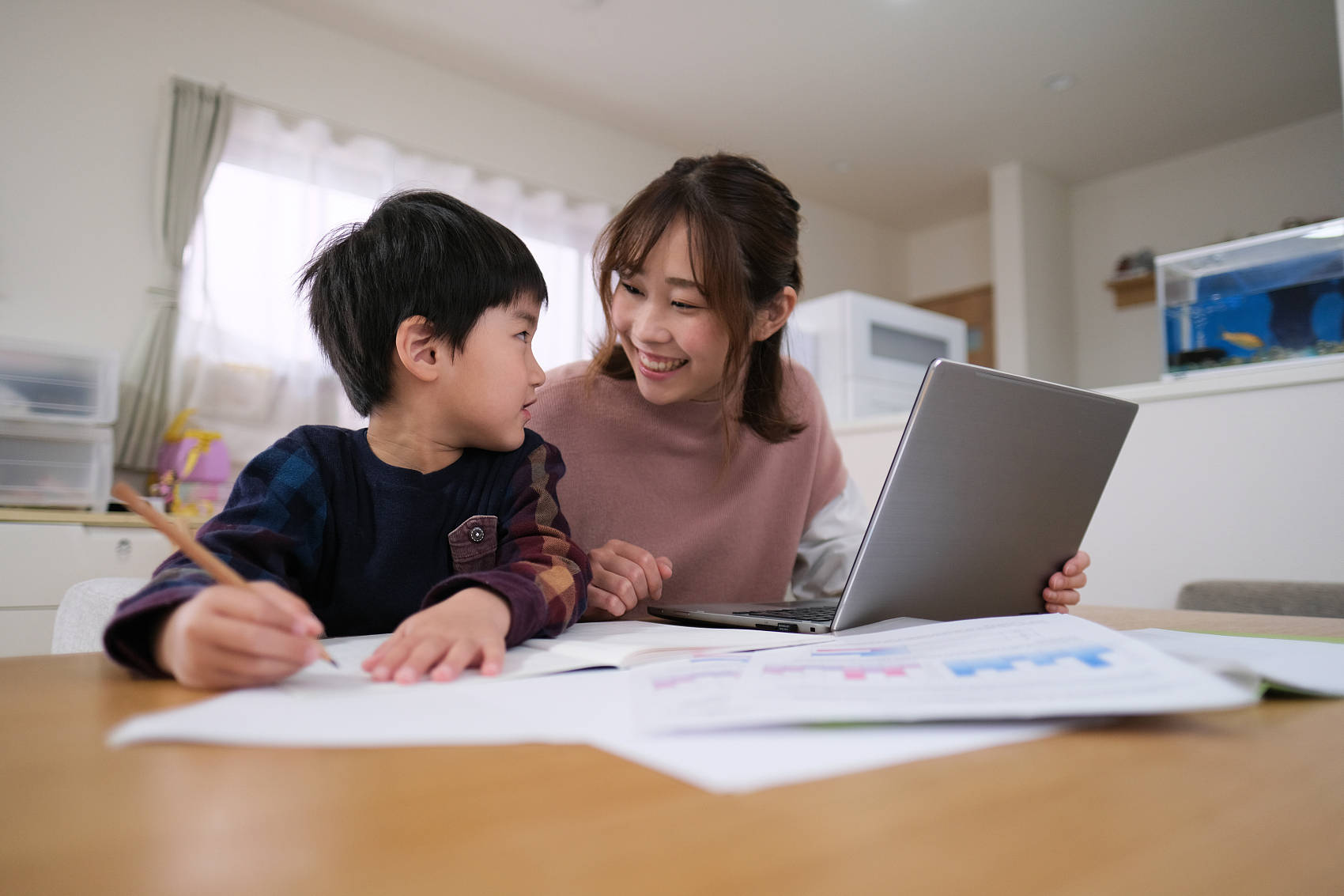原創如果穿越回小學，我絕不逼孩子刷題，只培養4個底層能力