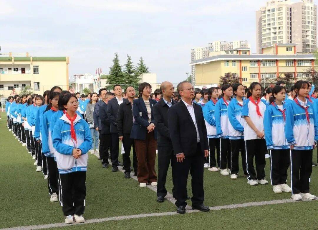 安順市民族中學舉行2026年“五四”表彰活動