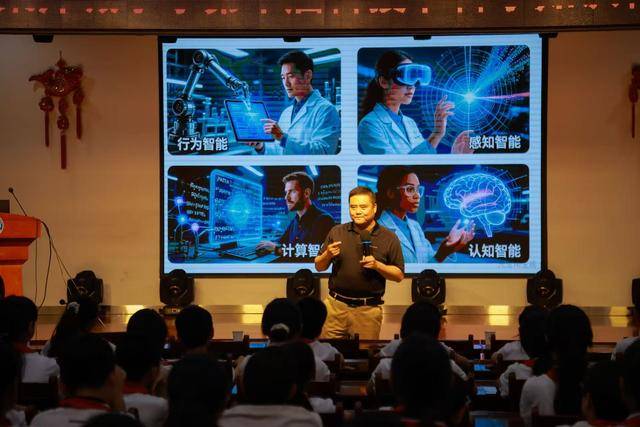 鄭州高新區榮邦城小學：十載科創同行 點亮科學童心