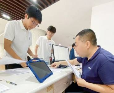 41歲宿管大叔“二戰”考研上岸