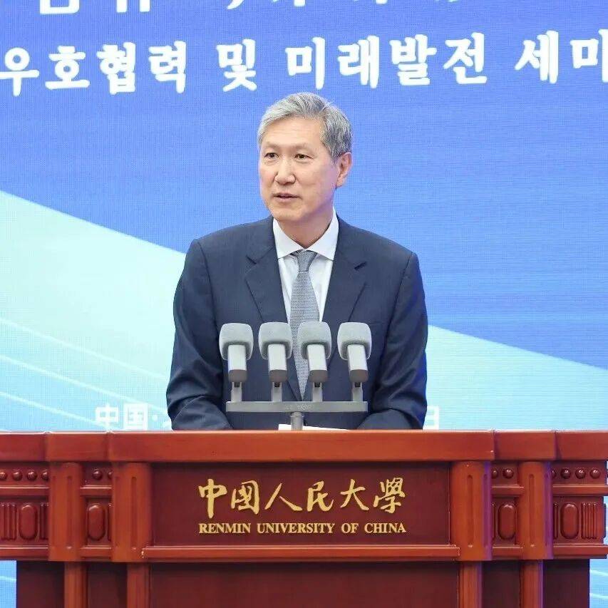 絲路學院2024級18國國際學生論文答辯工作圓滿完成