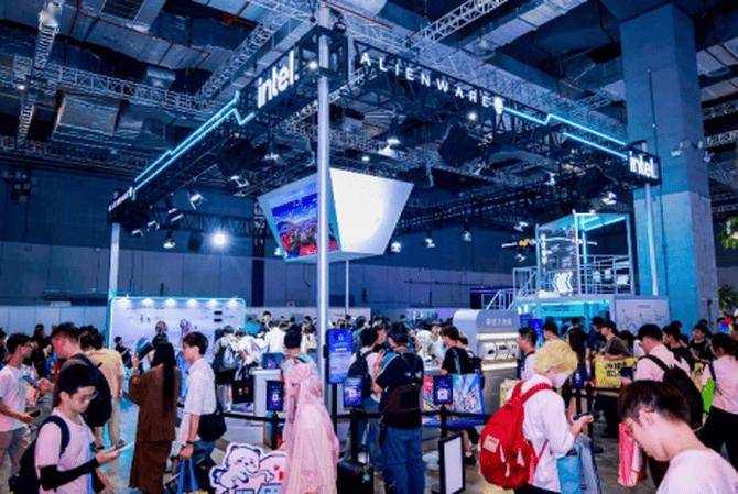 Bilibili World 2026，英特爾用硬核科技點亮幻想次元