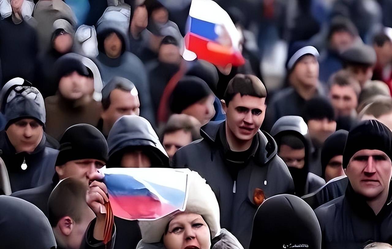 原創不留緩衝！普京簽署新法：移民子女滿 18 歲，30 天內必須離境！